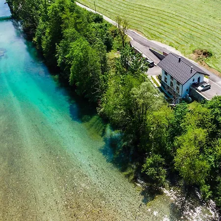 Апартаменты Apartmaji Silva Slap ob Idrijci